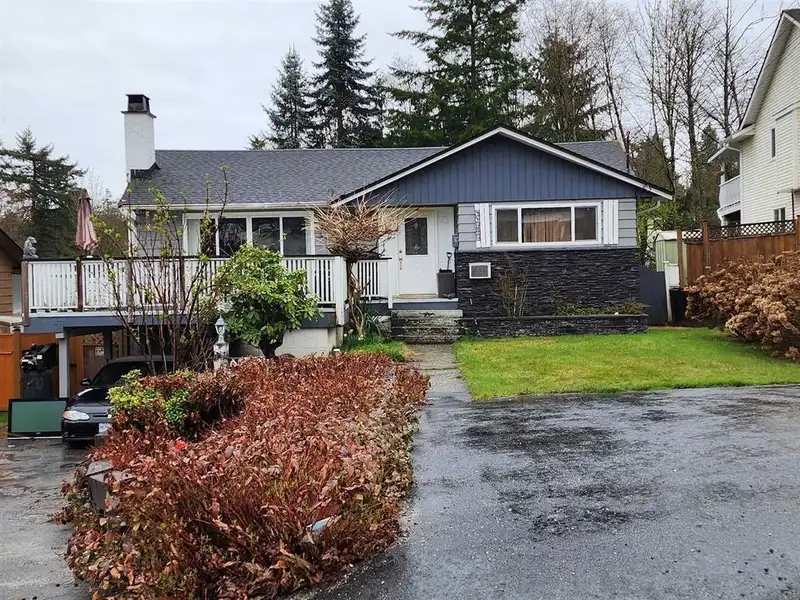 11372 SURREY ROAD - photo 2 of 8