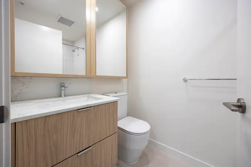 3705 537 COTTONWOOD AVENUE - photo 3 of 22