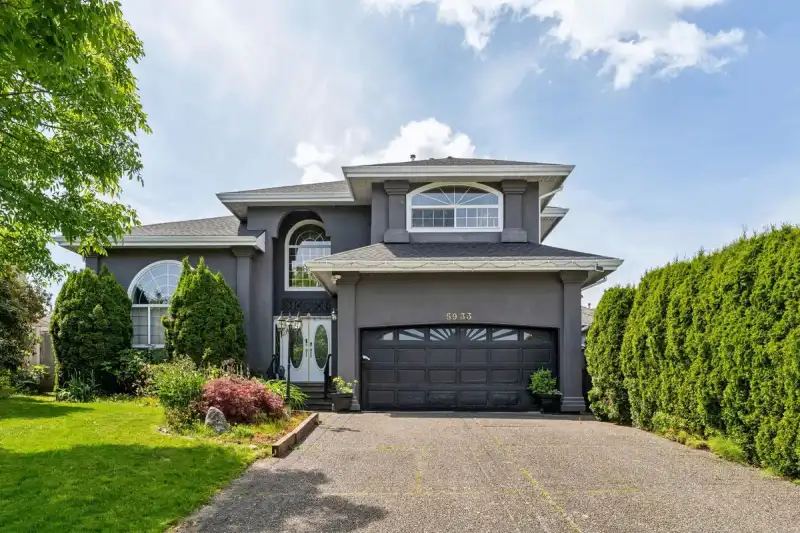 5933 137A STREET - photo 1 of 40