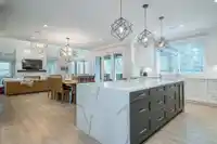 26979 58 AVENUE - thumbnail 6