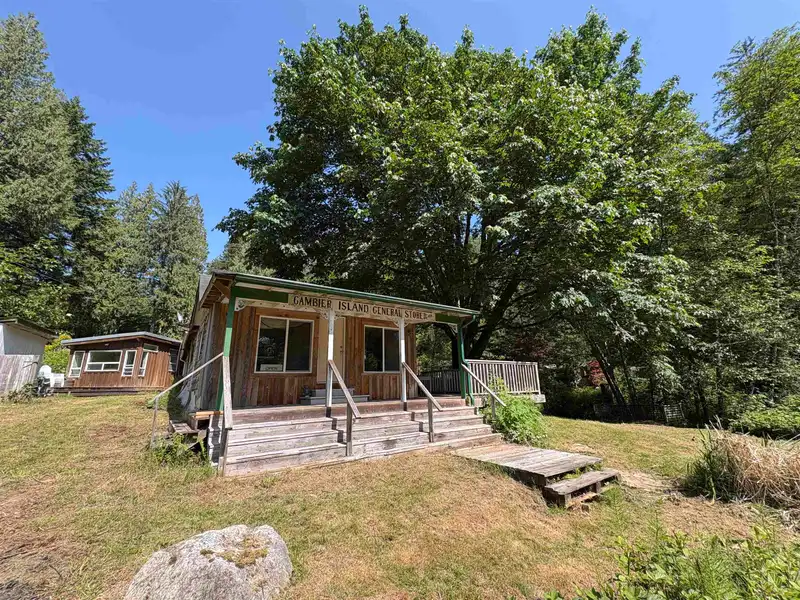 660 ANDY'S BAY ROAD - photo 1 of 28