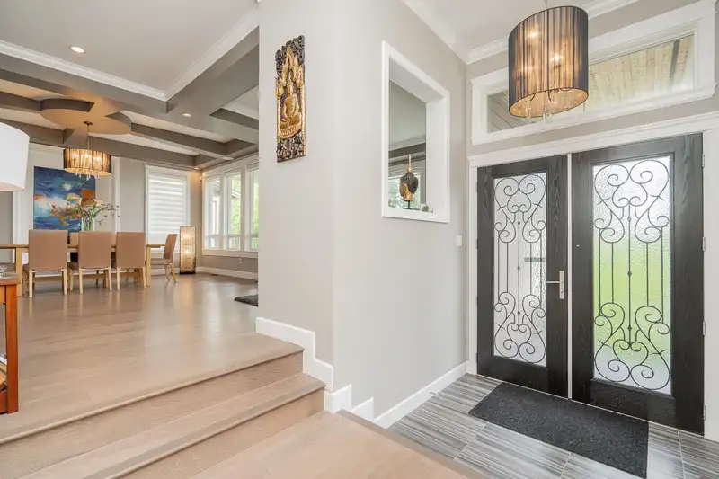 3485 WALES AVENUE - photo 2 of 40