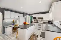 18851 64A AVENUE - thumbnail 9