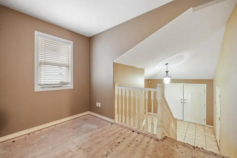 3 1615 SHAUGHNESSY STREET - photo 4 of 28