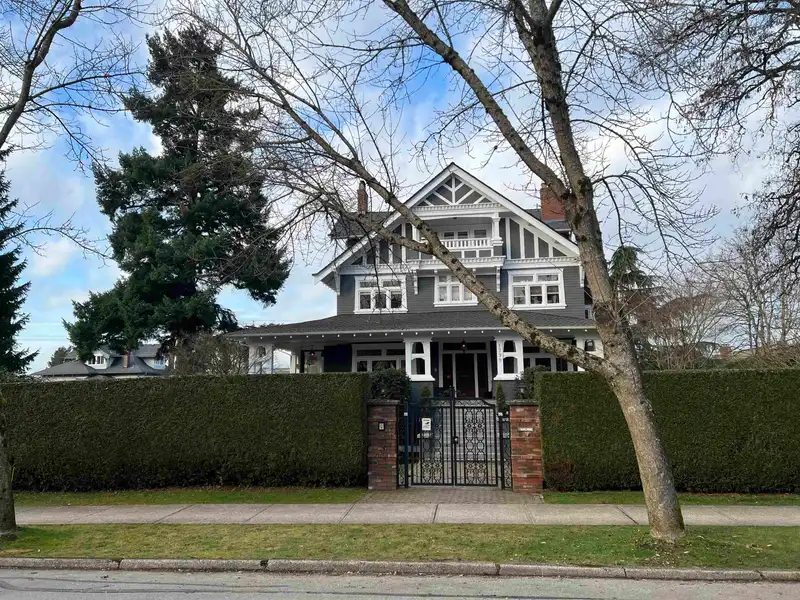 1799 CEDAR CRESCENT - photo 3 of 21