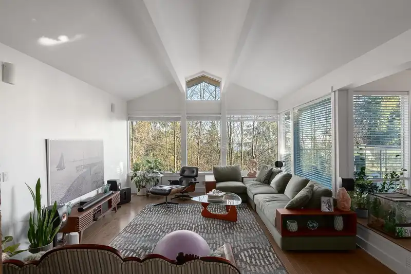 1448 SANDHURST PLACE - photo 3 of 28
