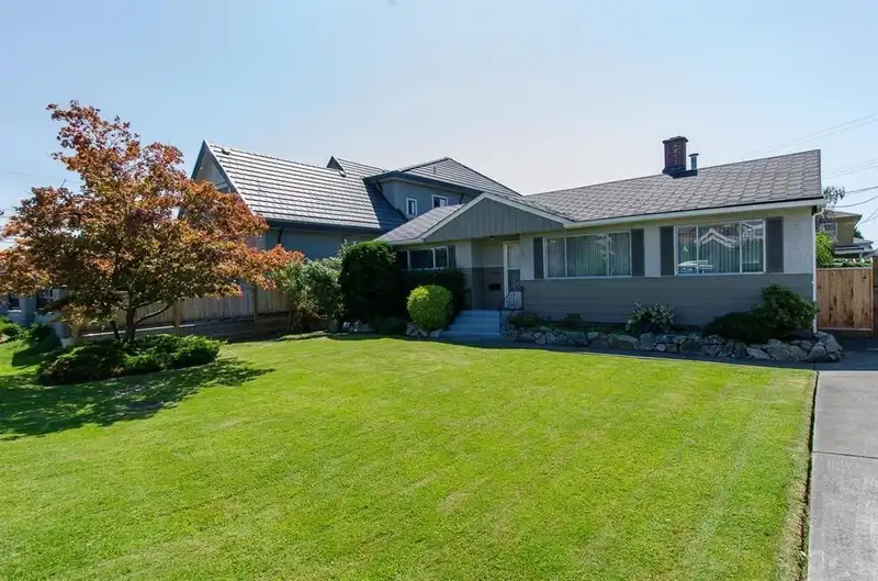 7400 BROADMOOR BOULEVARD - photo 3 of 23