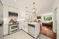 29 6878 SOUTHPOINT DRIVE - thumbnail 7