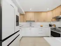 48 1910 CEDAR VILLAGE CRESCENT - thumbnail 9