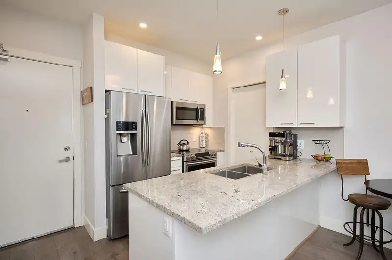 314 20175 53 AVENUE - photo 4 of 24