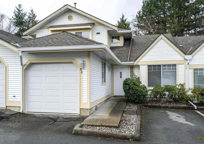 24 8737 212 STREET - photo 2 of 40