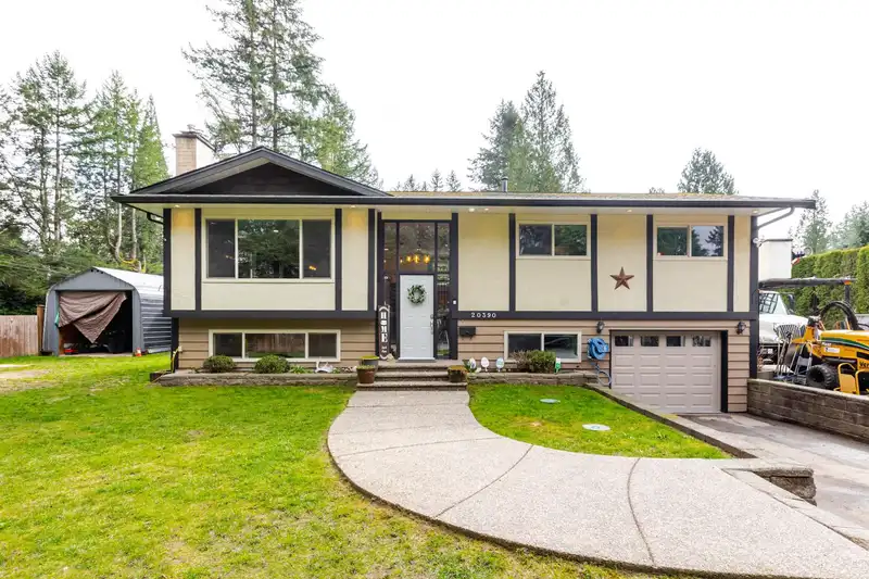 20390 42 AVENUE - photo 1 of 40