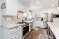 20390 42 AVENUE - thumbnail 4