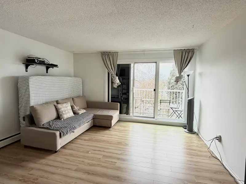 304 7280 LINDSAY ROAD - photo 4 of 12