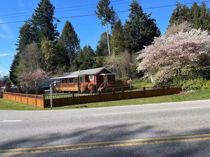 4598 WHITAKER ROAD - photo 1 of 18