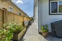 9537 214A STREET - thumbnail 35