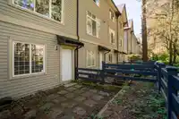 32 550 BROWNING PLACE - thumbnail 22