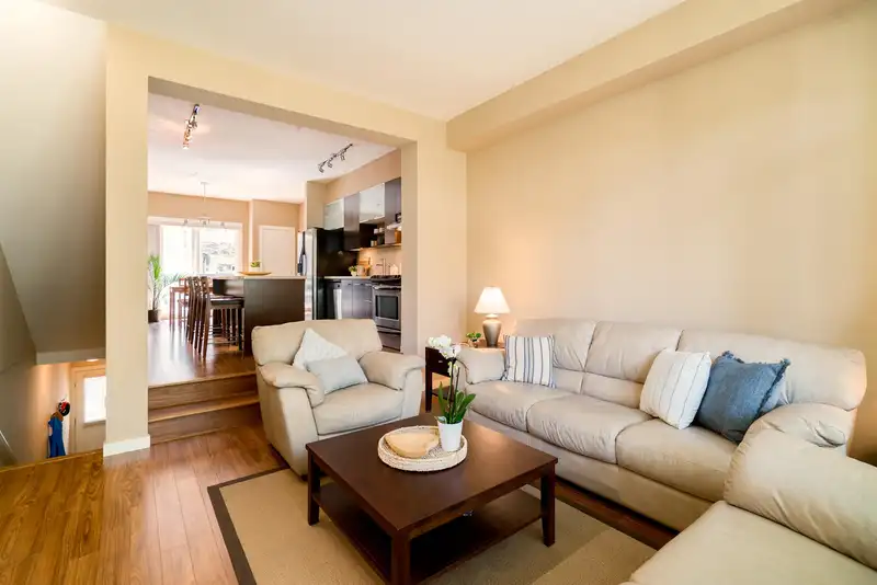 32 550 BROWNING PLACE - photo 4 of 23