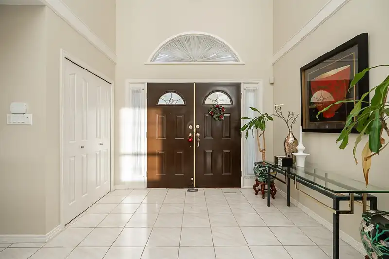 97 TIMBERCREST DRIVE - photo 3 of 39