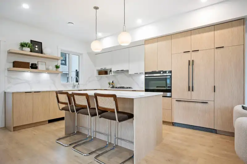 4 5993 143 STREET - photo 1 of 32