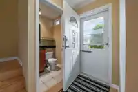 517 9651 GLENDOWER DRIVE - thumbnail 24