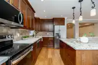5 2351 PARKWAY BOULEVARD - thumbnail 7