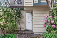 8 7611 MOFFATT ROAD - thumbnail 20