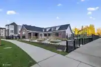 49 2774 MOTROSE AVENUE - thumbnail 13