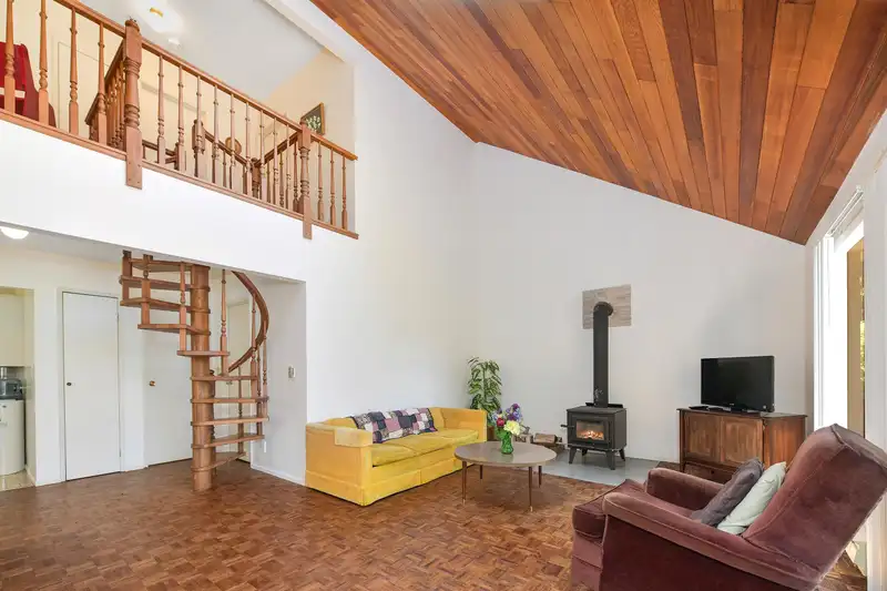 177 SPINNAKER DRIVE - photo 1 of 40