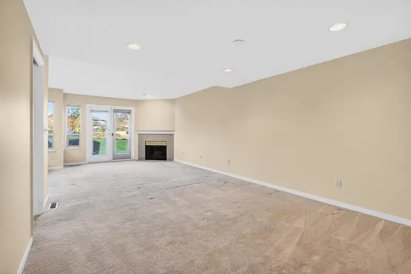 42 1207 CONFEDERATION DRIVE - photo 4 of 38