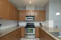 430 15380 102A AVENUE - thumbnail 5
