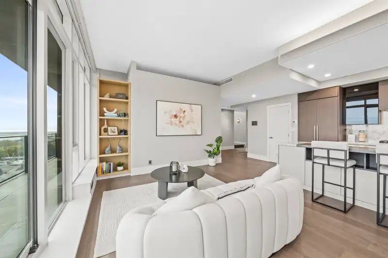 1803 8588 CORNISH STREET - photo 4 of 39