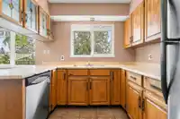 753 E 9TH STREET - thumbnail 14