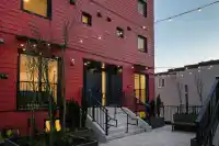 124 1552 E 3RD AVENUE - thumbnail 1