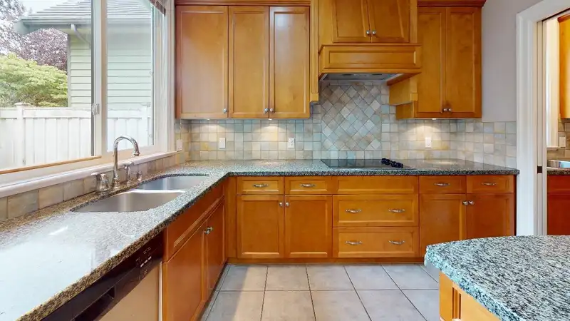 3351 POINT AVENUE - photo 2 of 40