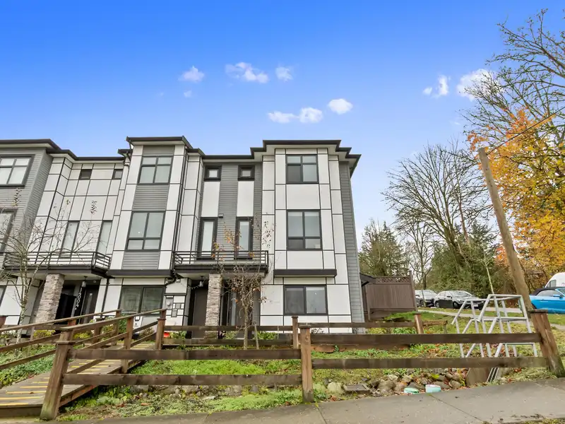 14002 60A AVENUE - photo 1 of 39