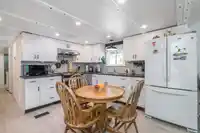 39 9080 198 STREET - thumbnail 21