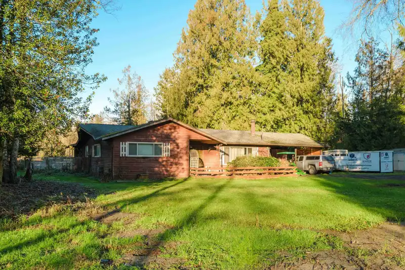 25825 38 AVENUE - photo 3 of 39