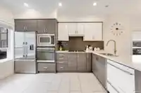 10 7691 BRIDGE STREET - thumbnail 11