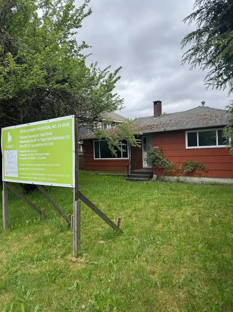 14271 88 AVENUE - photo 1 of 19