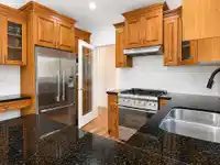 2388 E 5TH AVENUE - thumbnail 8