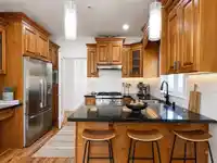 2388 E 5TH AVENUE - thumbnail 9