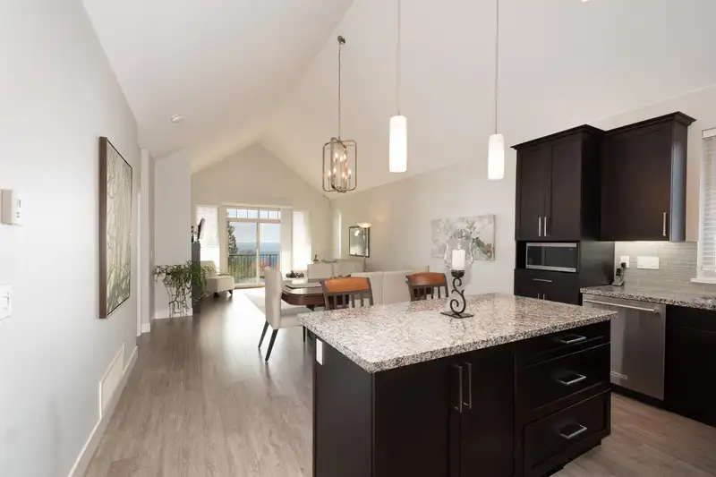 119 3450 DAVID AVENUE - photo 2 of 40