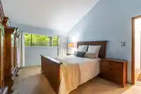 4262 YUCULTA CRESCENT - thumbnail 14