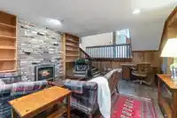 4262 YUCULTA CRESCENT - thumbnail 27