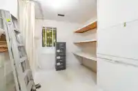 4262 YUCULTA CRESCENT - thumbnail 32