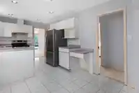 4368 PANDORA STREET - thumbnail 4