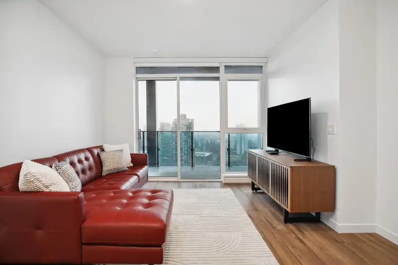 3609 10448 UNIVERSITY DRIVE - photo 4 of 38