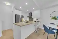 11 3231 NOEL DRIVE - thumbnail 12