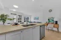 11 3231 NOEL DRIVE - thumbnail 14
